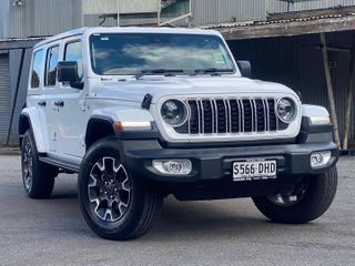 2024 Jeep Wrangler Unlimited Overland Auto Rock-Trac MY24 Thumbnail